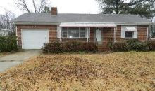 2268 Capri Cir Chesapeake, VA 23321