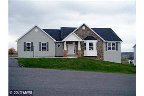 107 Osprey Way, Shippensburg, PA 17257