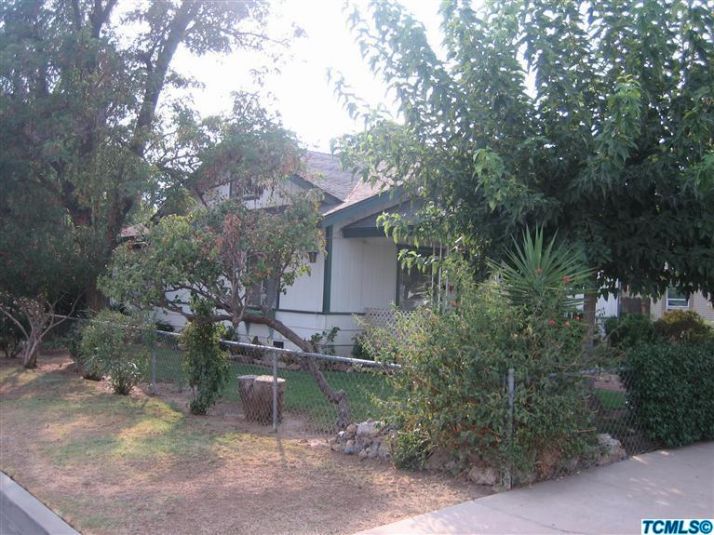 400 N E, Exeter, CA 93221