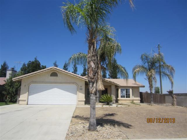 920 Pistachio St, Wasco, CA 93280