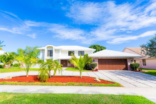 446 Deer Creek Run, Deerfield Beach, FL 33442