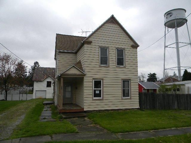 974 Chestnut Street, Grafton, OH 44044