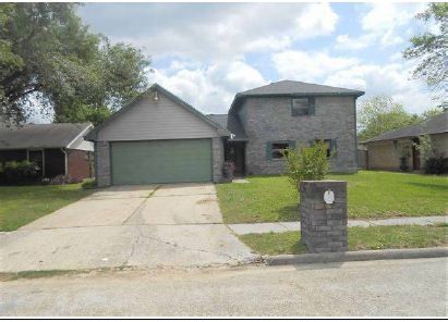 1334 Macclesby Ln, Channelview, TX 77530