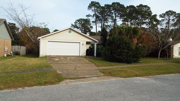 1458 Sanibel Lane, Gulf Breeze, FL 32563