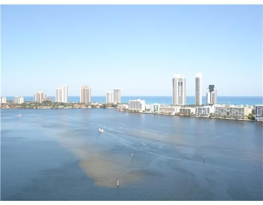 2600 ISLAND BL # 2201, North Miami Beach, FL 33160