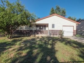 1815 Olympic Dr, Colorado Springs, CO 80910