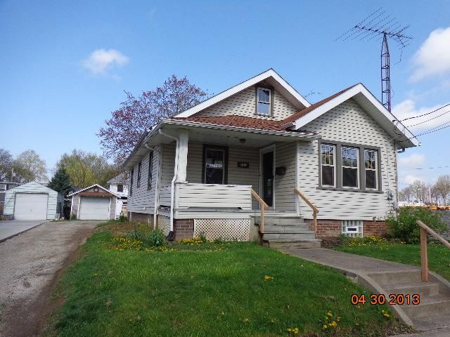 313 Wise Ave NE, North Canton, OH 44720