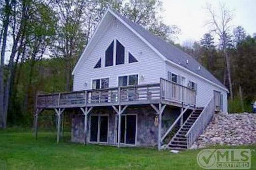 1690 Sand Point Rd, Munising, MI 49862