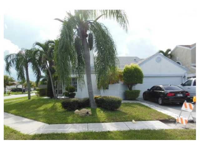 8310 Dynasty Dr, Boca Raton, FL 33433