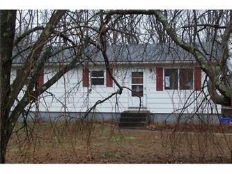 11 Nauset Ave, Danielson, CT 06239