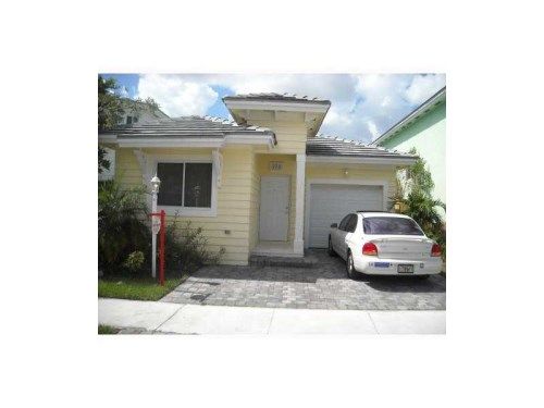 378 NE 34 TE, Homestead, FL 33033