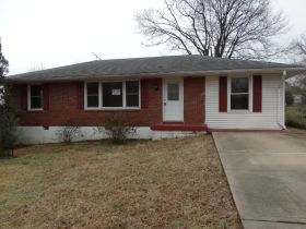 104 Clifton St, Ashland City, TN 37015