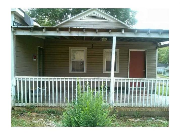 602 Circus Street E, Griffin, GA 30223