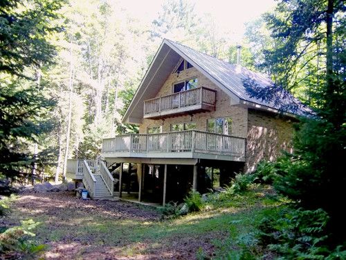 E6598 Leather Leaf Ln, Munising, MI 49862