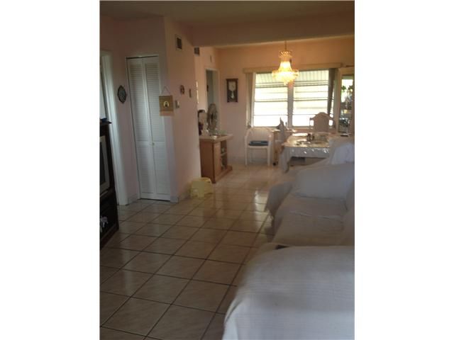 251 E 4 AV # 9, Hialeah, FL 33010