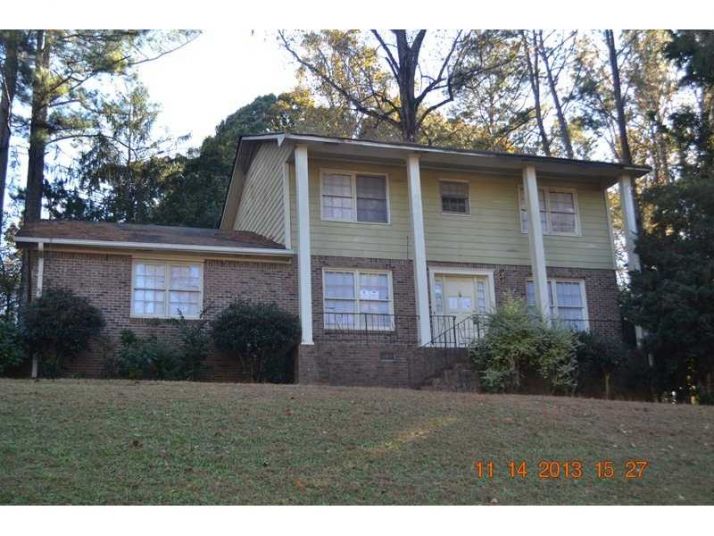 7305 Deerwood Drive, Riverdale, GA 30296