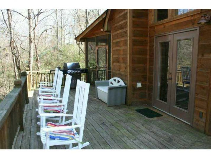 30 Floral Court, Ellijay, GA 30540