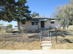 513 S 13th St, Belen, NM 87002