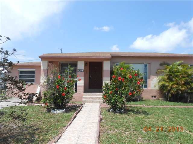 345 W 54 ST, Hialeah, FL 33012