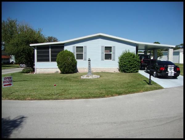 76 East Hampton Drive, Auburndale, FL 33823