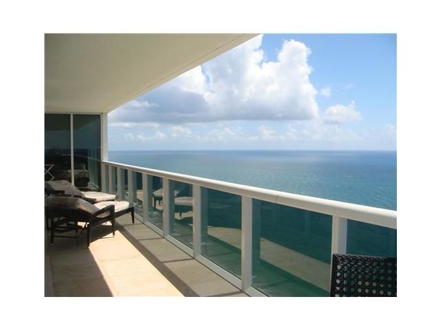 1830 S Ocean Dr # 4202, Hallandale, FL 33009