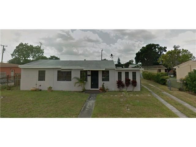 3270 NW 177 TE, Opa Locka, FL 33056