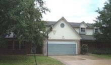 1118 Robin Rd Elgin, TX 78621