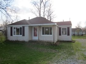 288 Parkland Blvd, Vermilion, OH 44089