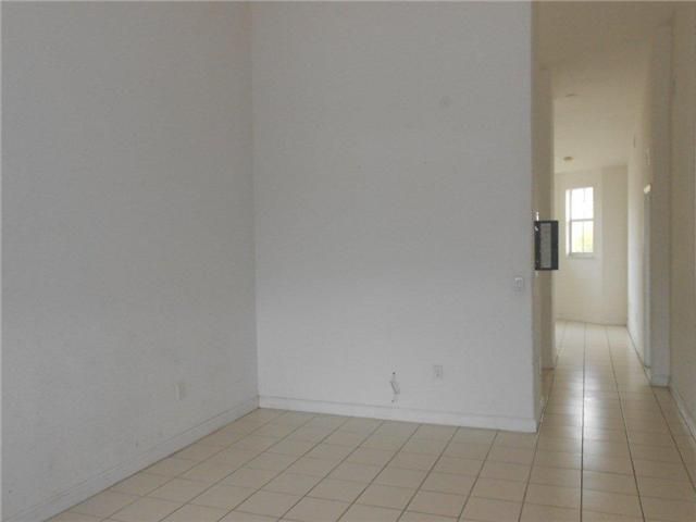 2755 SE 16 AV # 201, Homestead, FL 33035