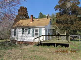 595 Southside Lane, Dunnsville, VA 22454