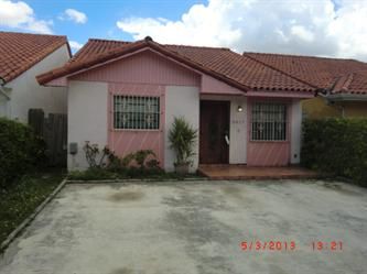 5417 W 21st Ct, Hialeah, FL 33016