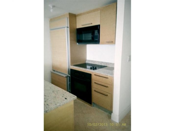 1800 S OCEAN DR # 2909, Hallandale, FL 33009