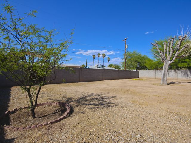 5843 E 19th Street, Tucson, AZ 85711