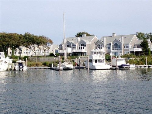 32 Gang Way, Falmouth, MA 02540