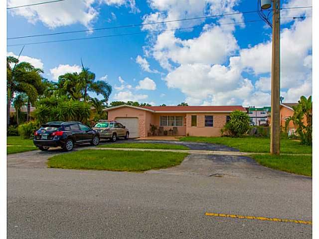 4241 THOMAS ST, Hollywood, FL 33021