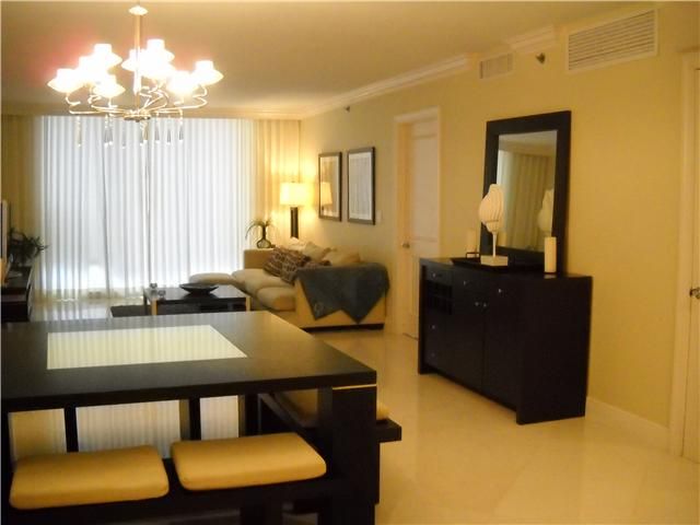 1800 S OCEAN DR # 702, Hallandale, FL 33009