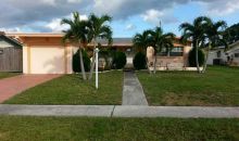 1715 N 45TH AV Hollywood, FL 33021