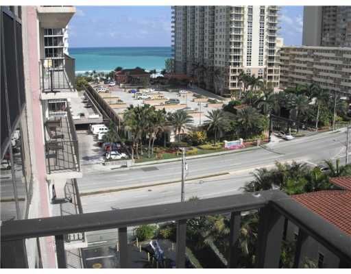 2049 S OCEAN DR # 1203, Hallandale, FL 33009