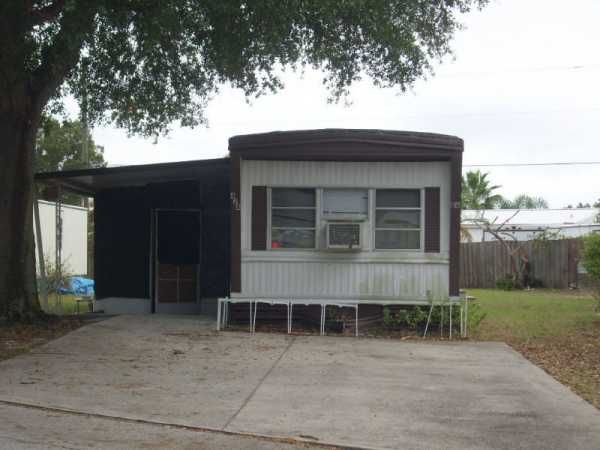 428 Fernwood Dr., Deland, FL 32724