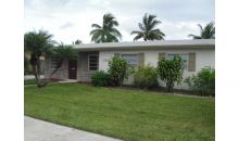 17601 NW 85 AV Hialeah, FL 33015