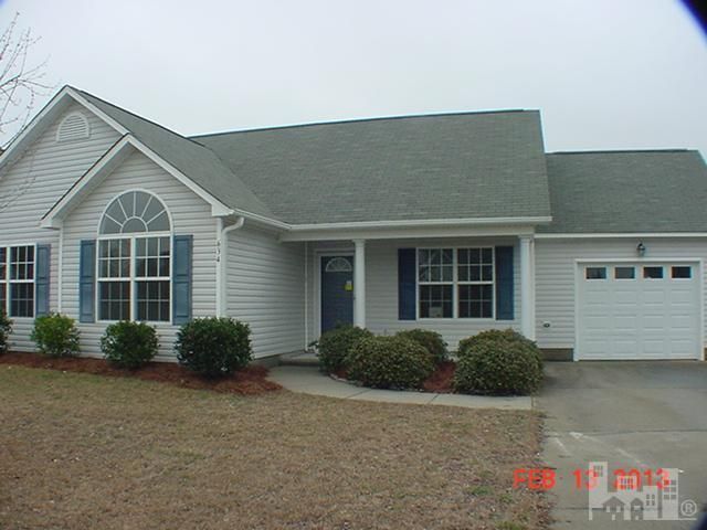 634 Walston Dr, Wilmington, NC 28412