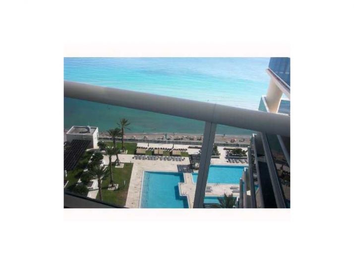 1850 S OCEAN DR # 1910, Hallandale, FL 33009