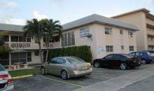 705 NE 2nd St # 13 Hallandale, FL 33009