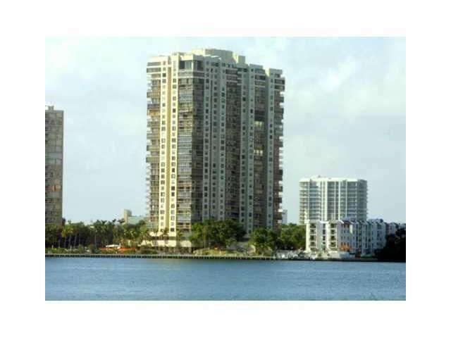 2333 BRICKELL AV # 2404, Miami, FL 33129