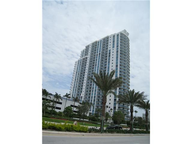 1945 S OCEAN DR # 2802, Hallandale, FL 33009