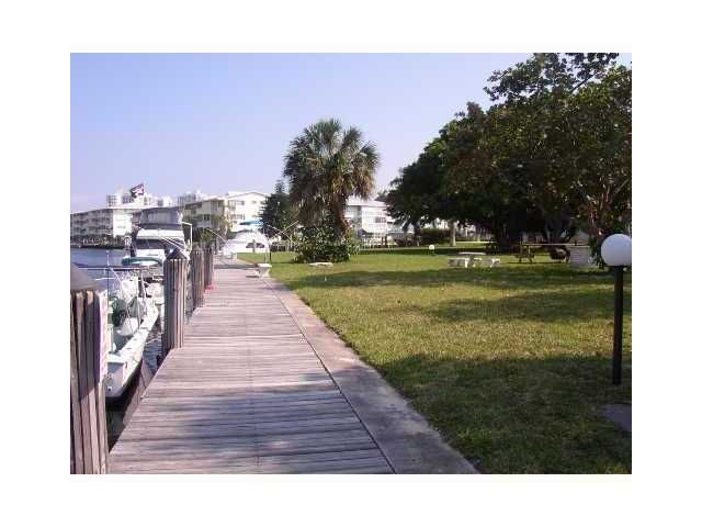 300 LAYNE BL # 106-3, Hallandale, FL 33009