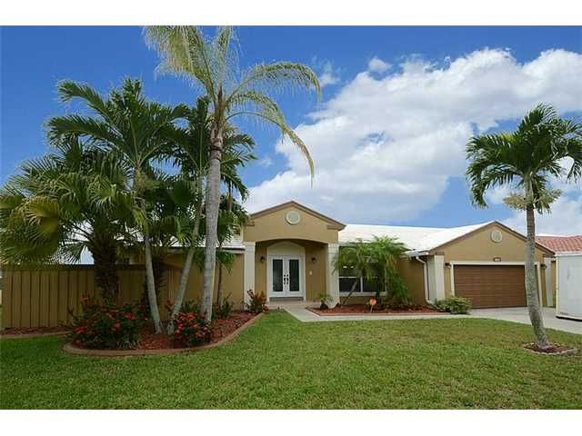 1245 NW 127TH DR, Fort Lauderdale, FL 33323