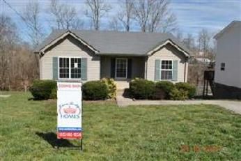 241 Senator Dr, Clarksville, TN 37042