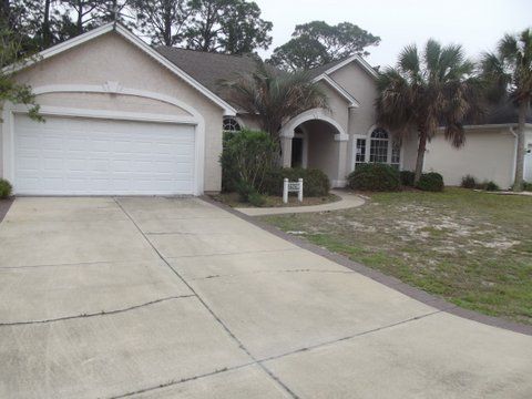 2509 Pelican Bay Dr, Panama City, FL 32408