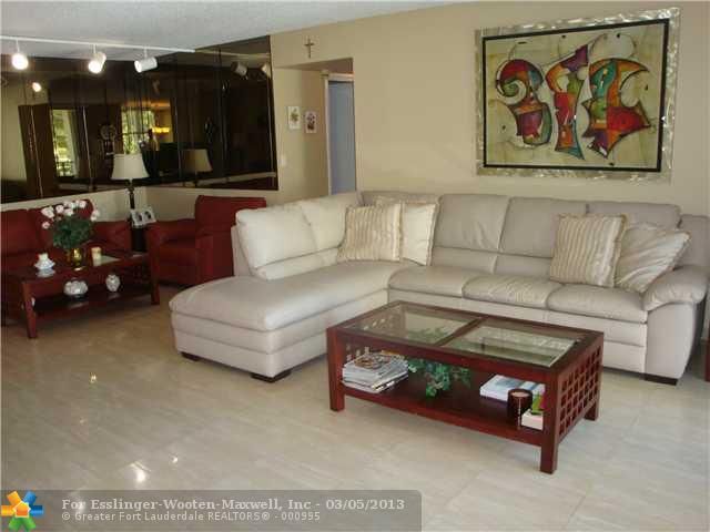 1880 S OCEAN DR # 504, Hallandale, FL 33009